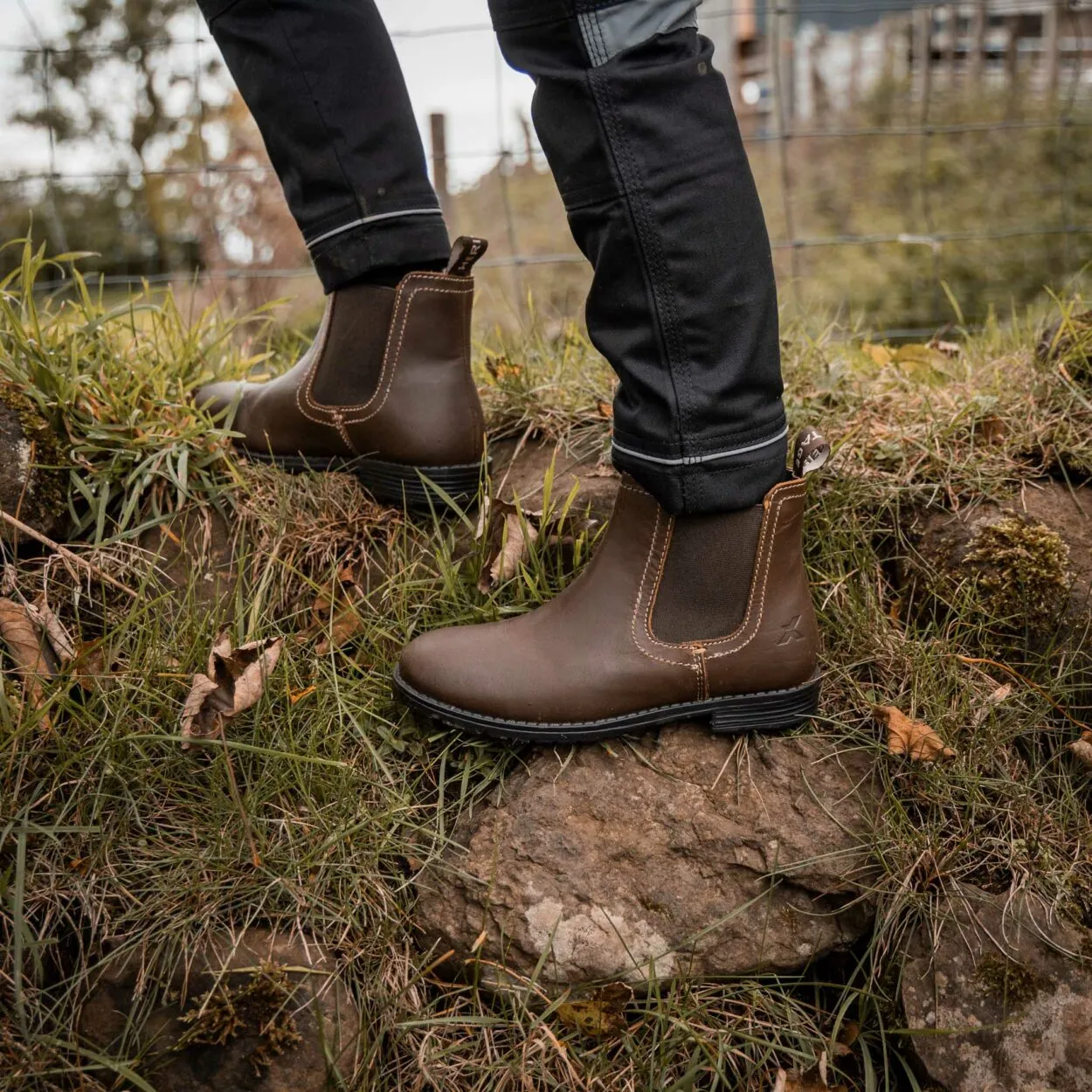 Xpert Heritage Farrier Junior Chelsea Boots Rustic Brown