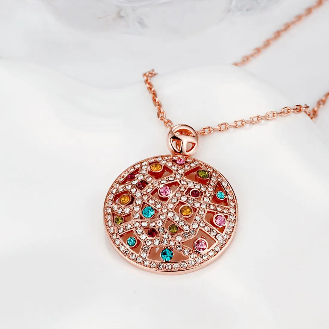 Yellow Chimes Designer Circle 18K Rose Gold Plated Swiss Zircon Pendant for Women and Girls