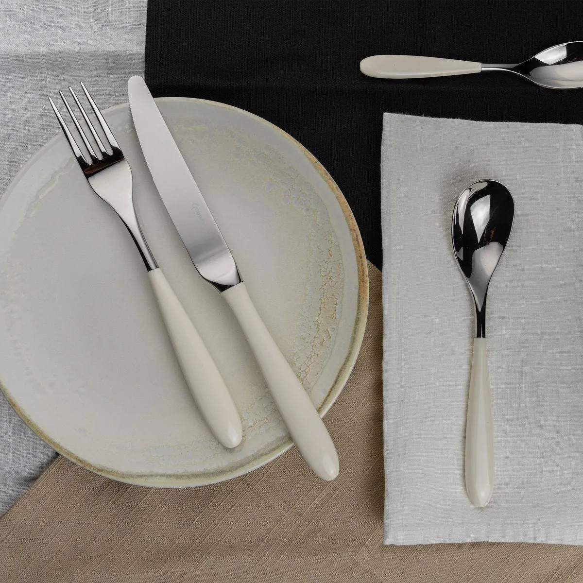 Yin & Yang White Set of 2 Table Forks