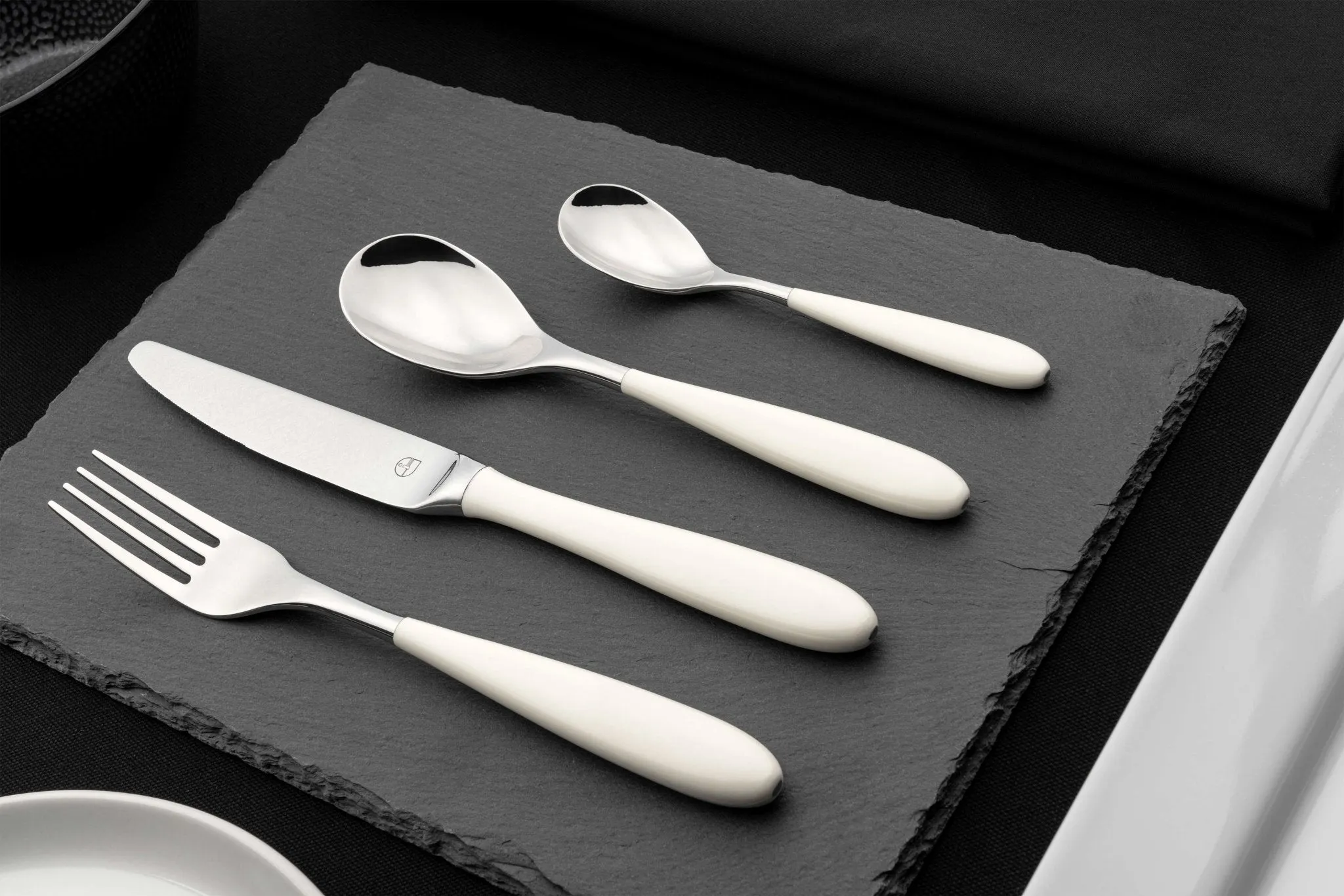 Yin & Yang White Set of 2 Table Forks