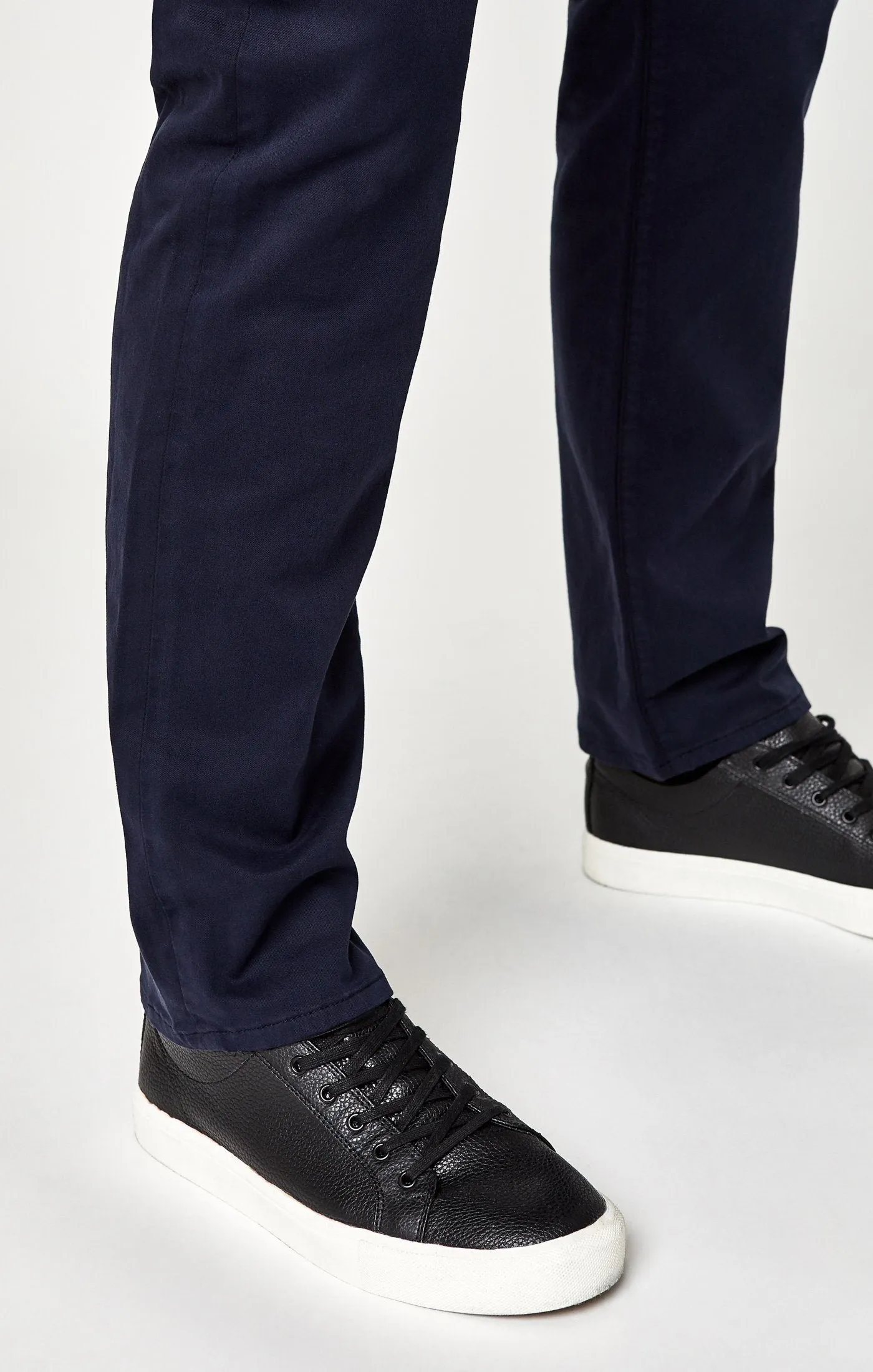 ZACH STRAIGHT LEG IN DARK NAVY TWILL