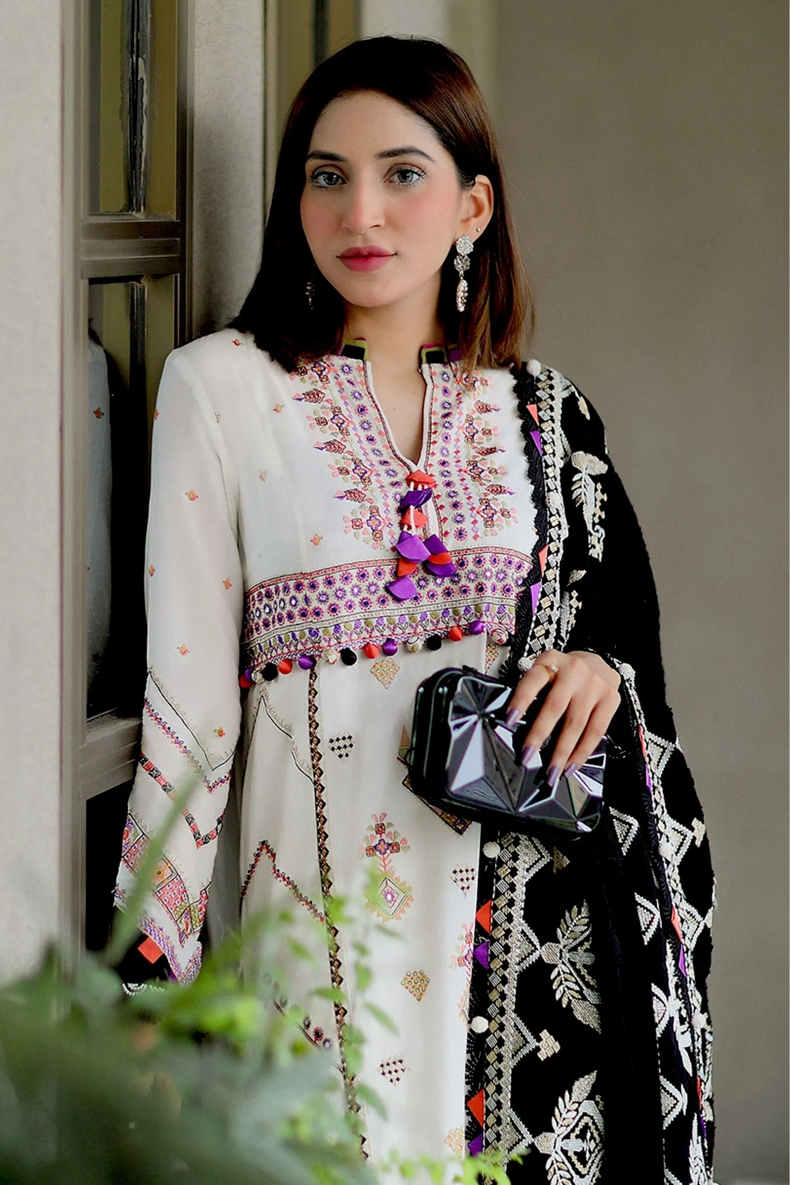 Zaha by Khadijah Shah Festive Lawn Collection 2021 – SANAYA (ZF21-04)