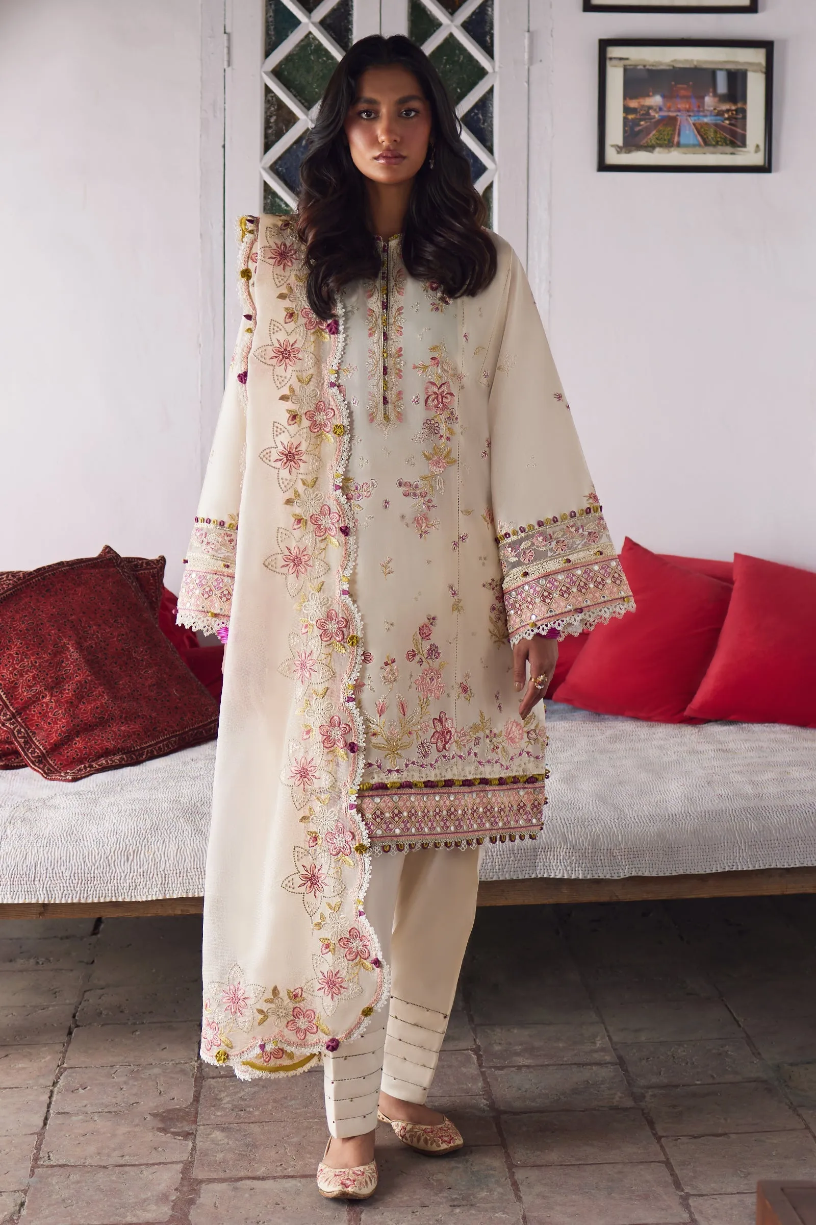 Zaha Festive Eid Lawn – ELA (ZF24-05)