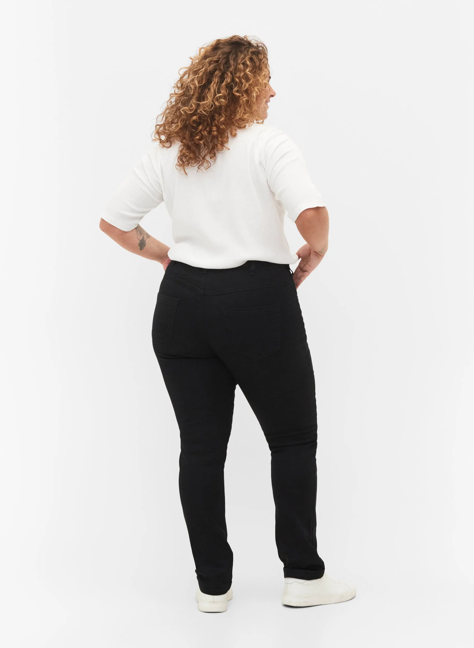 Zizzi Tara Jeans in Black